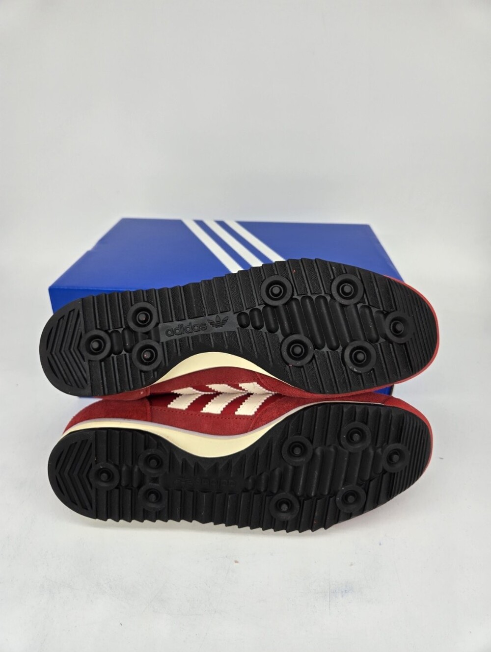 adidas Women's SL 72 IE3475 Better Scarlet Shoes Size 8 - Picture 7 of 8